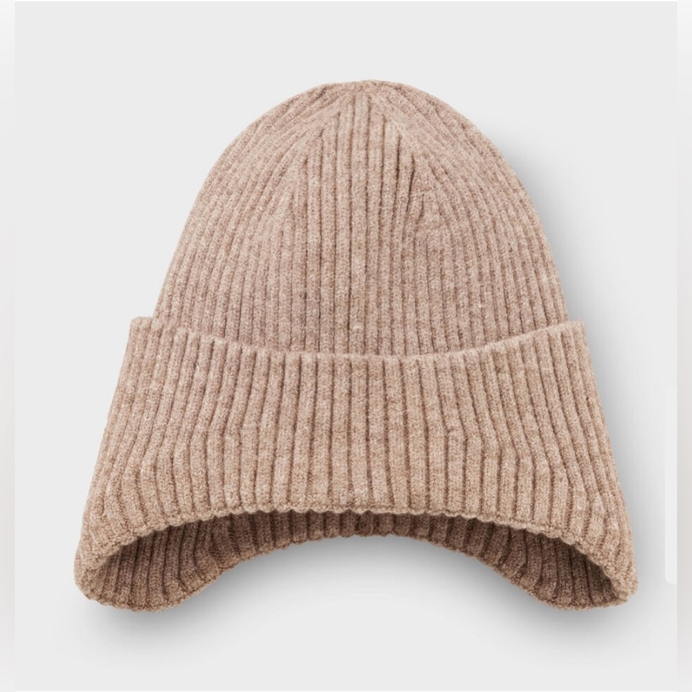Duluth Seamless Knit Earflap Beanie